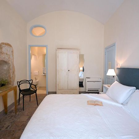 B&B Palazzo Del Capitolo - By I Bastioni San Domenico Gallipoli Luaran gambar